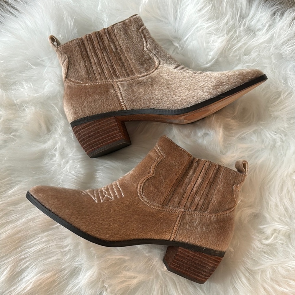Band of Gypsies Tan Ankle Boots